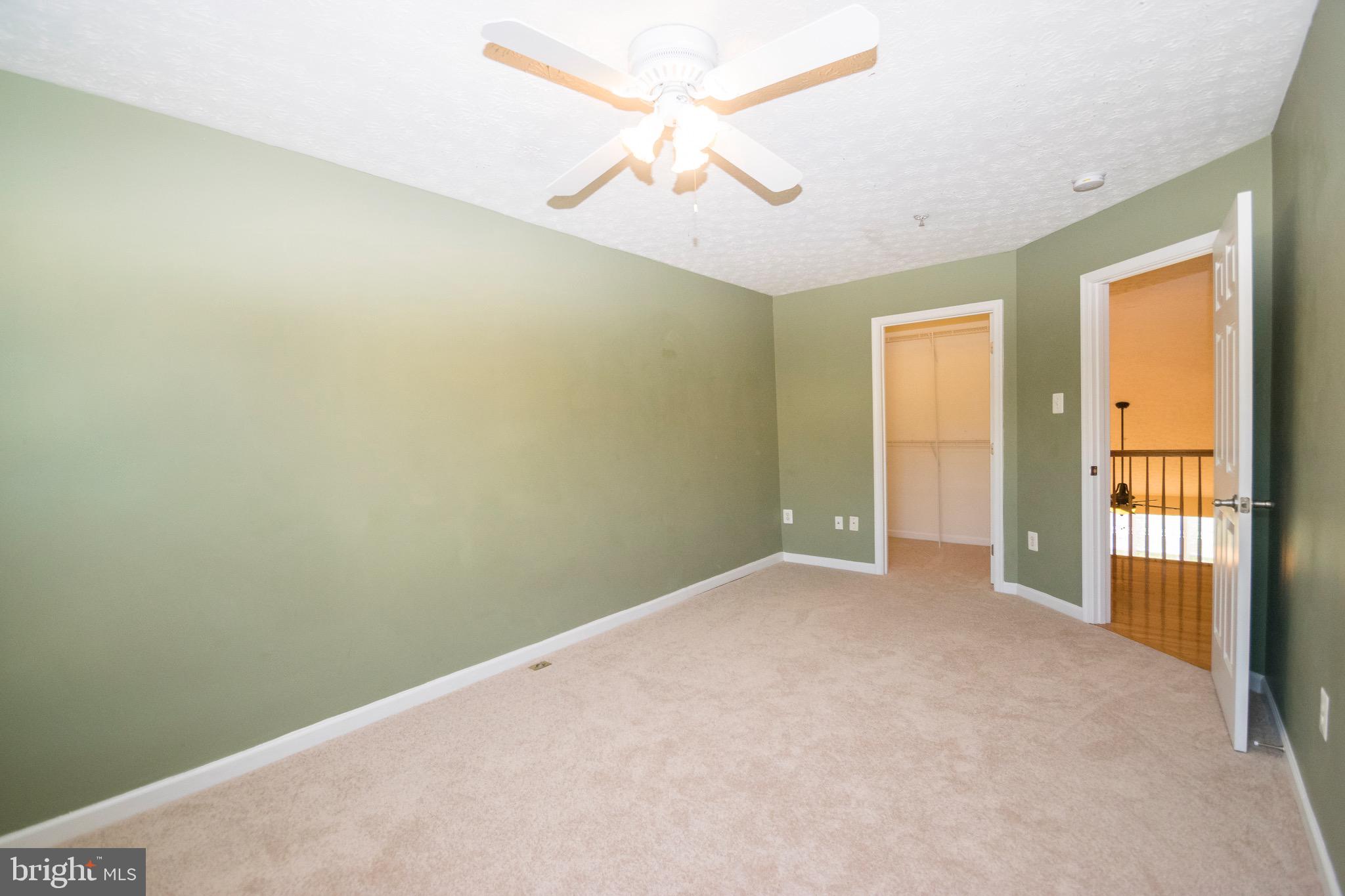 THE VILLAS AT HOLLYWOODS - Residential