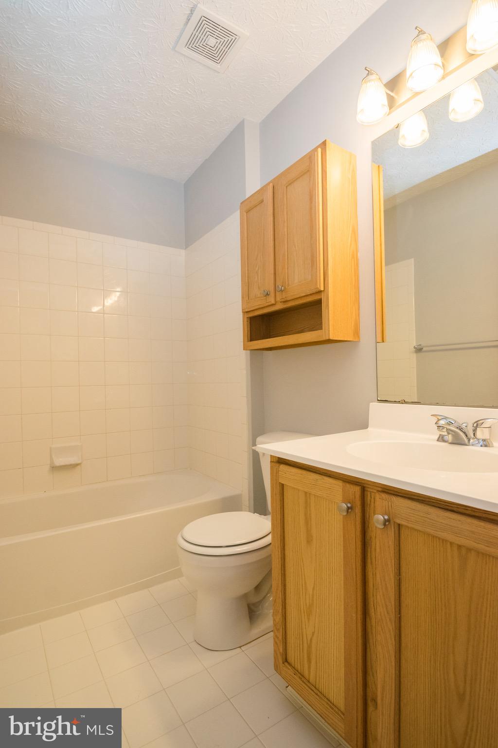 THE VILLAS AT HOLLYWOODS - Residential