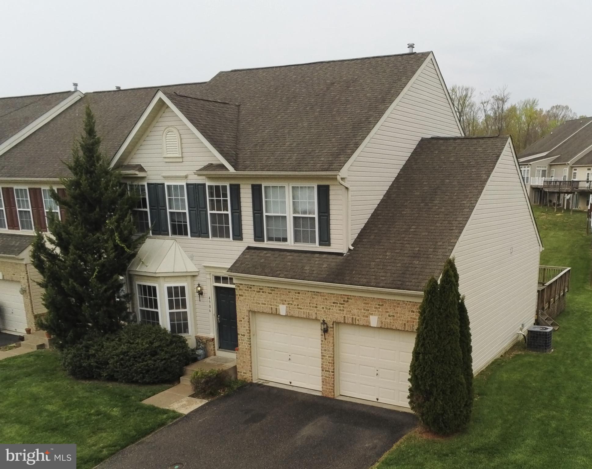 THE VILLAS AT HOLLYWOODS - Residential