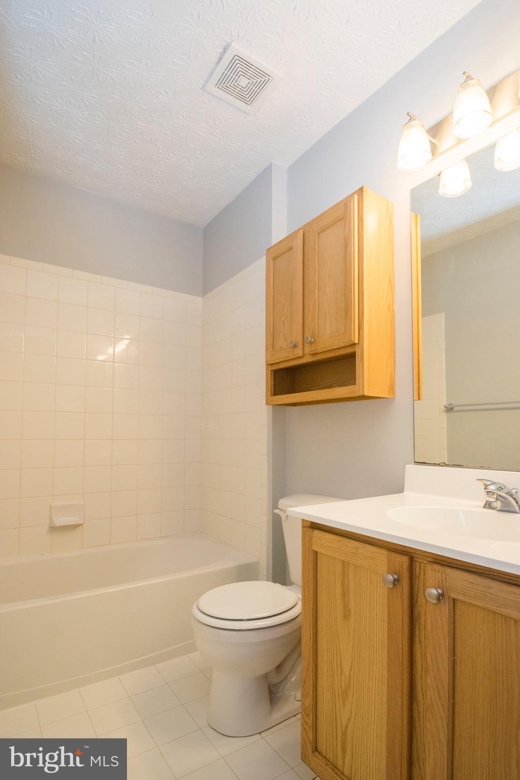 THE VILLAS AT HOLLYWOODS - Residential