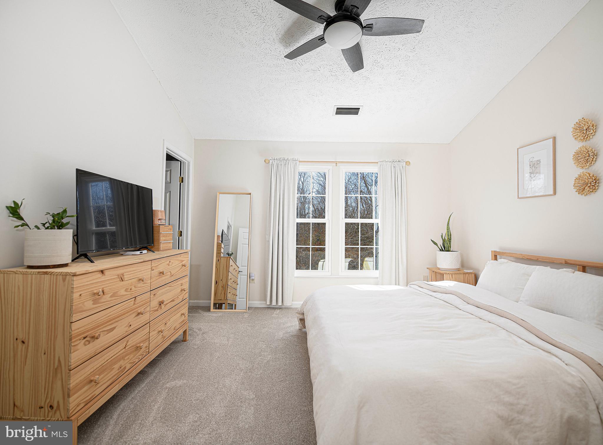 VILLAGE OF THOMAS RUN - Residential