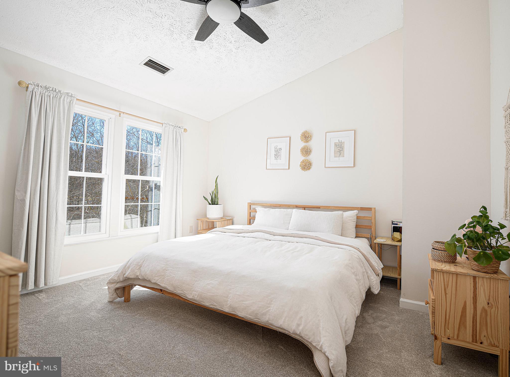 VILLAGE OF THOMAS RUN - Residential