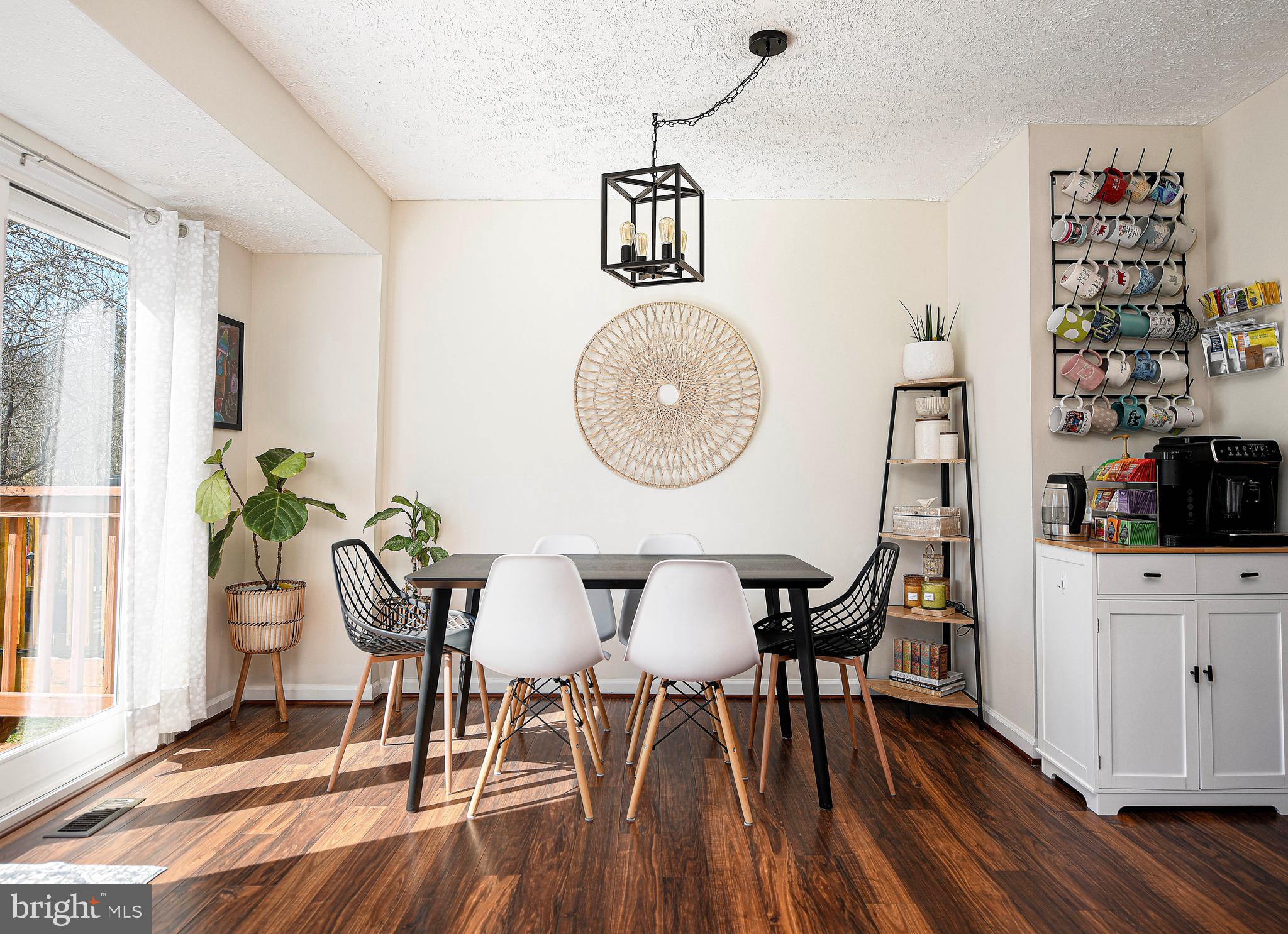 VILLAGE OF THOMAS RUN - Residential