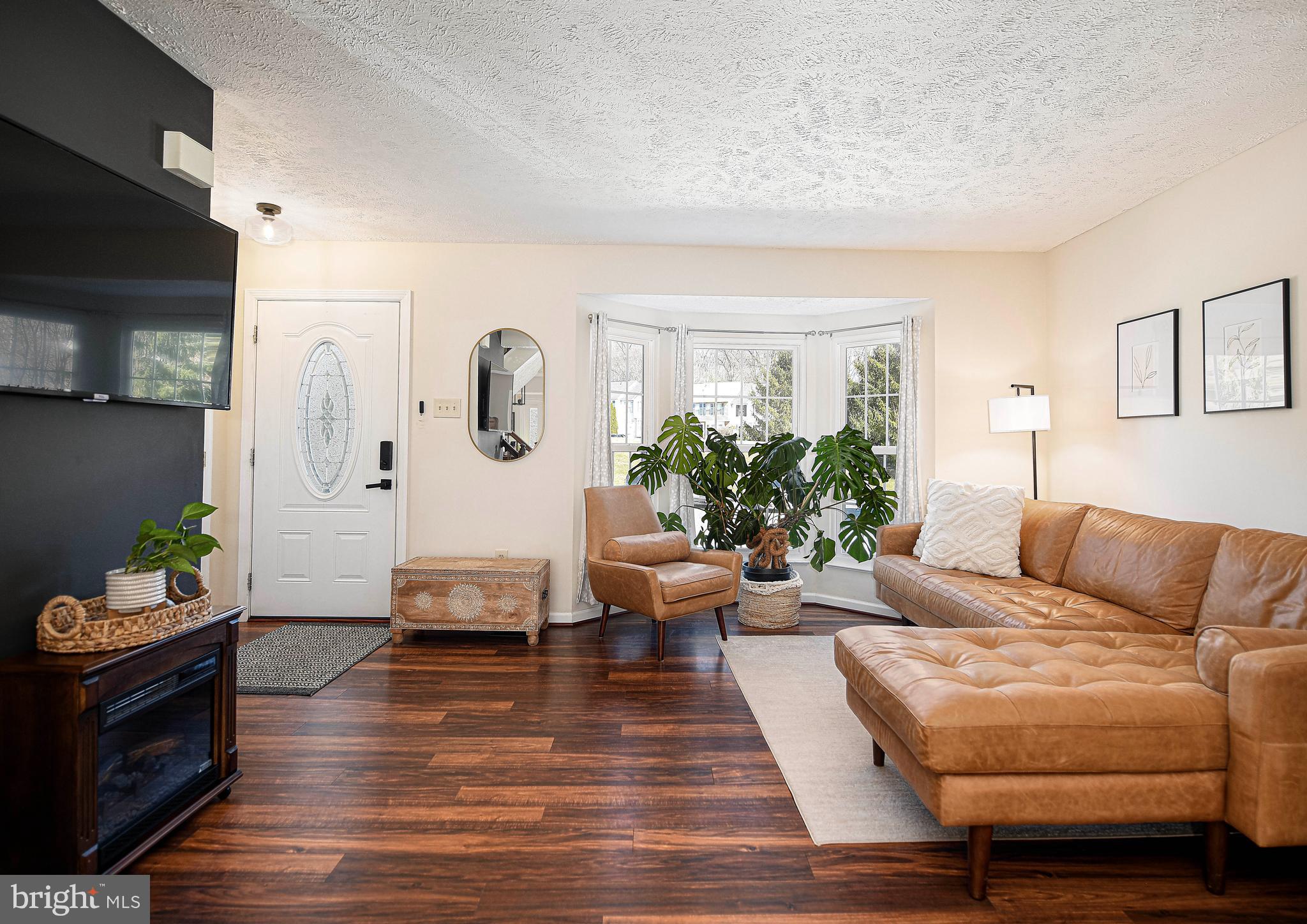 VILLAGE OF THOMAS RUN - Residential