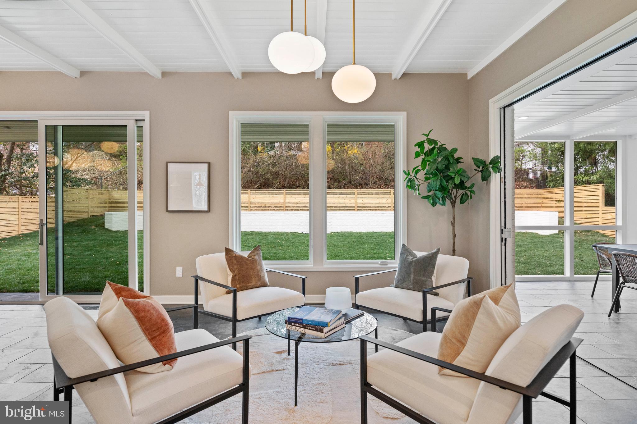 CHEVY CHASE - Residential