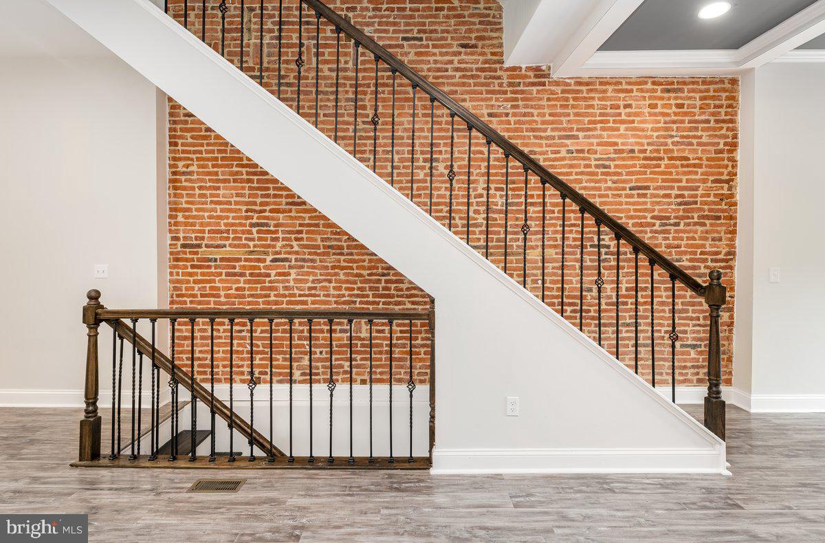 BARCLAY - GREENMOUNT - Residential