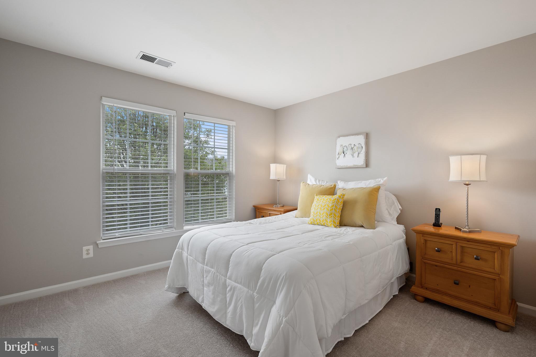 SOMERSET - Residential