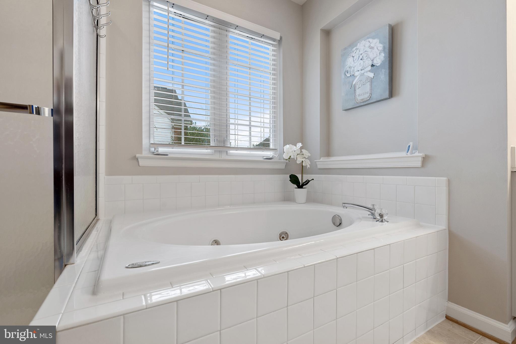 SOMERSET - Residential