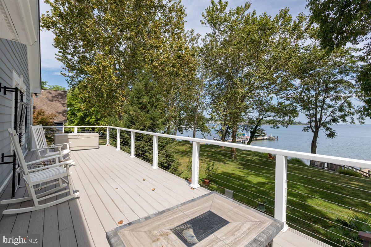 CHANDLER POINT - Residential