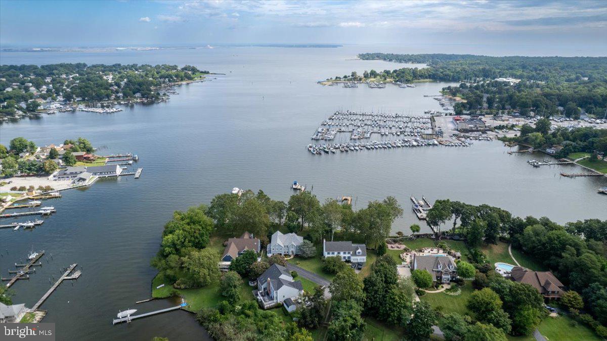 CHANDLER POINT - Residential