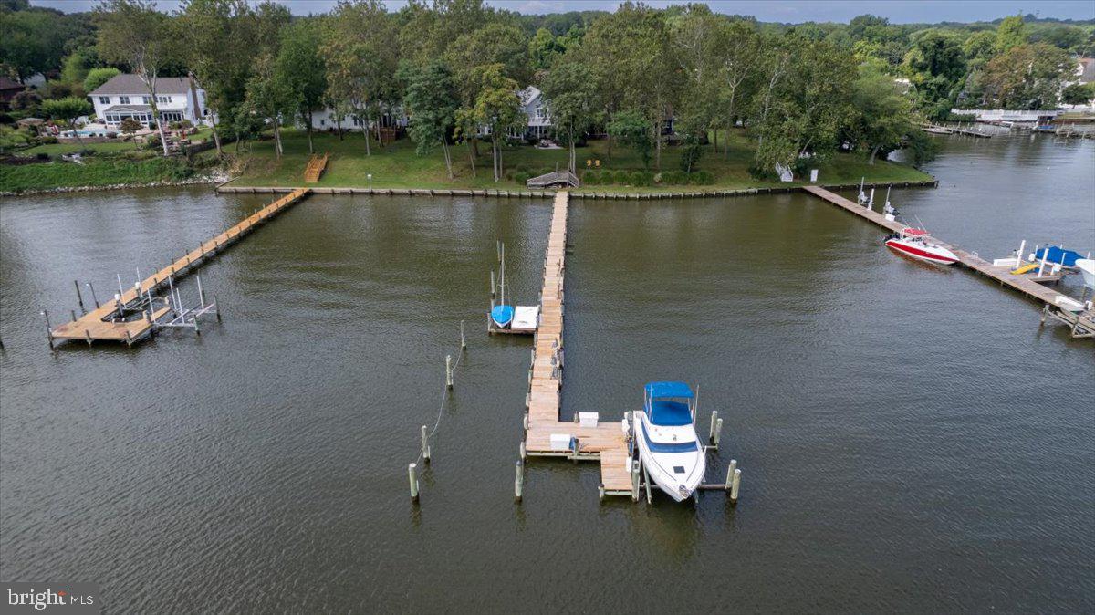 CHANDLER POINT - Residential