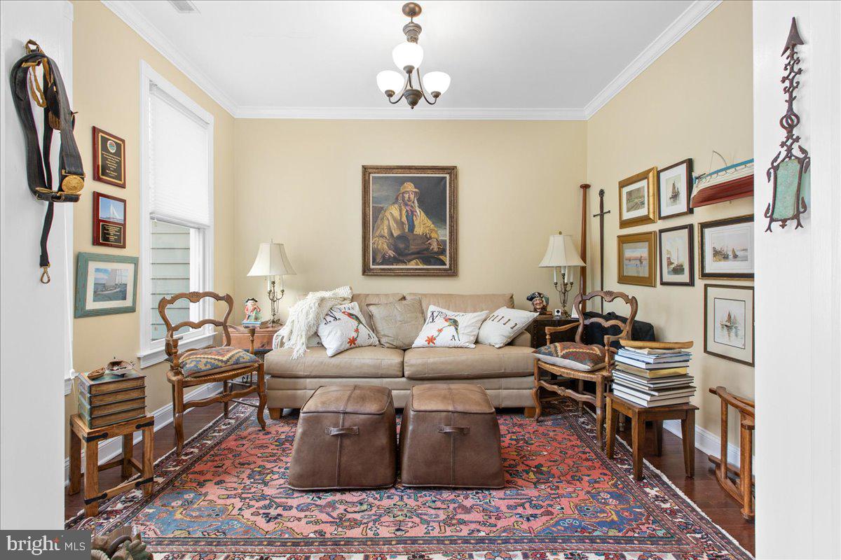 CHANDLER POINT - Residential