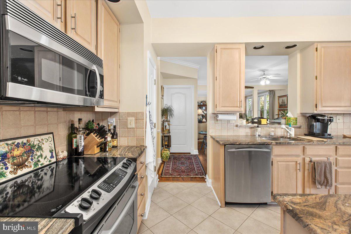 CHANDLER POINT - Residential