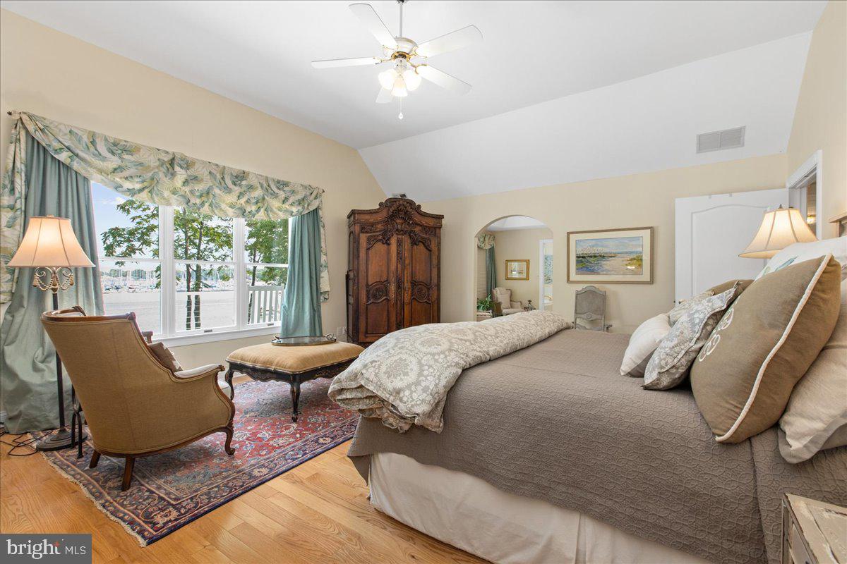 CHANDLER POINT - Residential