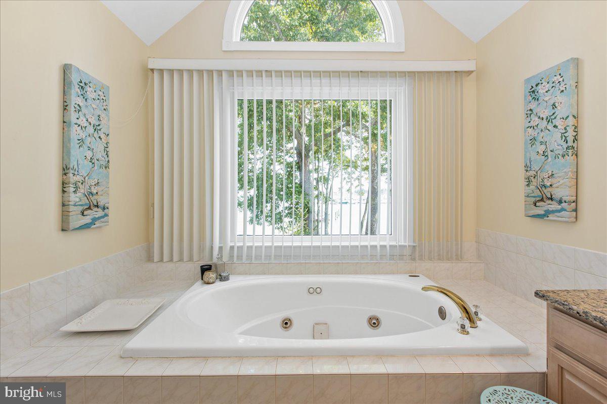 CHANDLER POINT - Residential