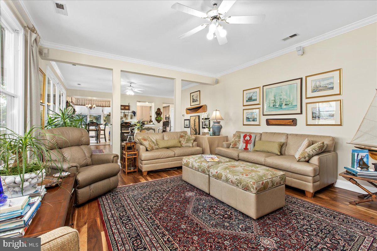 CHANDLER POINT - Residential