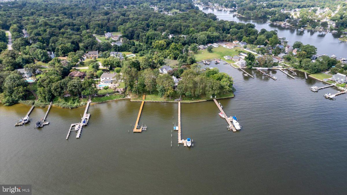 CHANDLER POINT - Residential