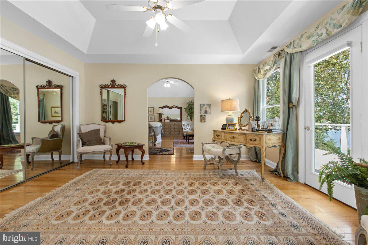 CHANDLER POINT - Residential