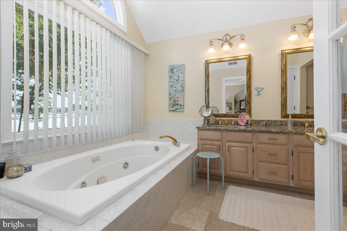 CHANDLER POINT - Residential