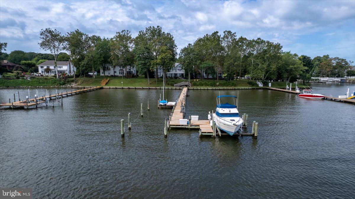 CHANDLER POINT - Residential