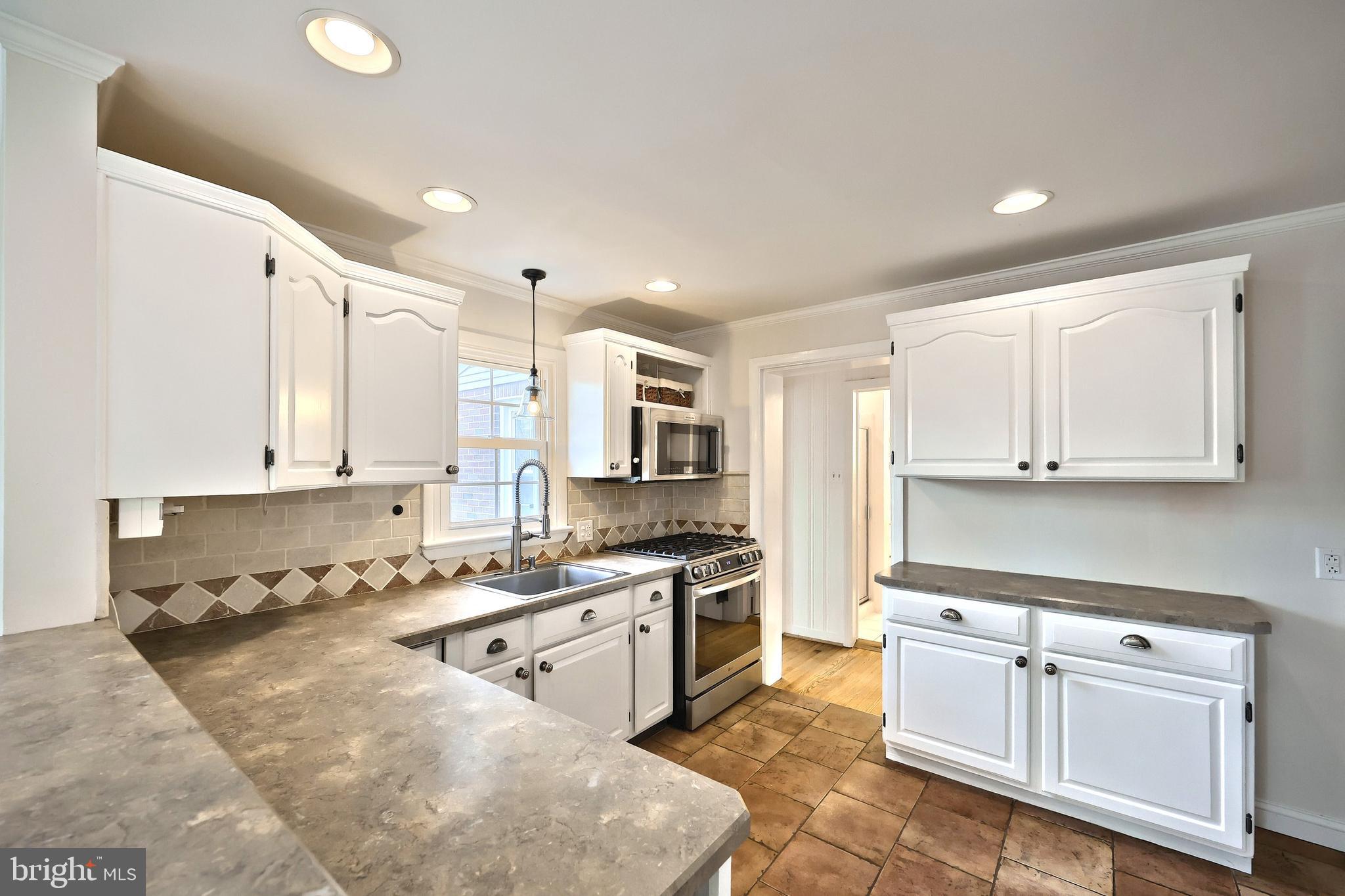 HILLCROFT - Residential