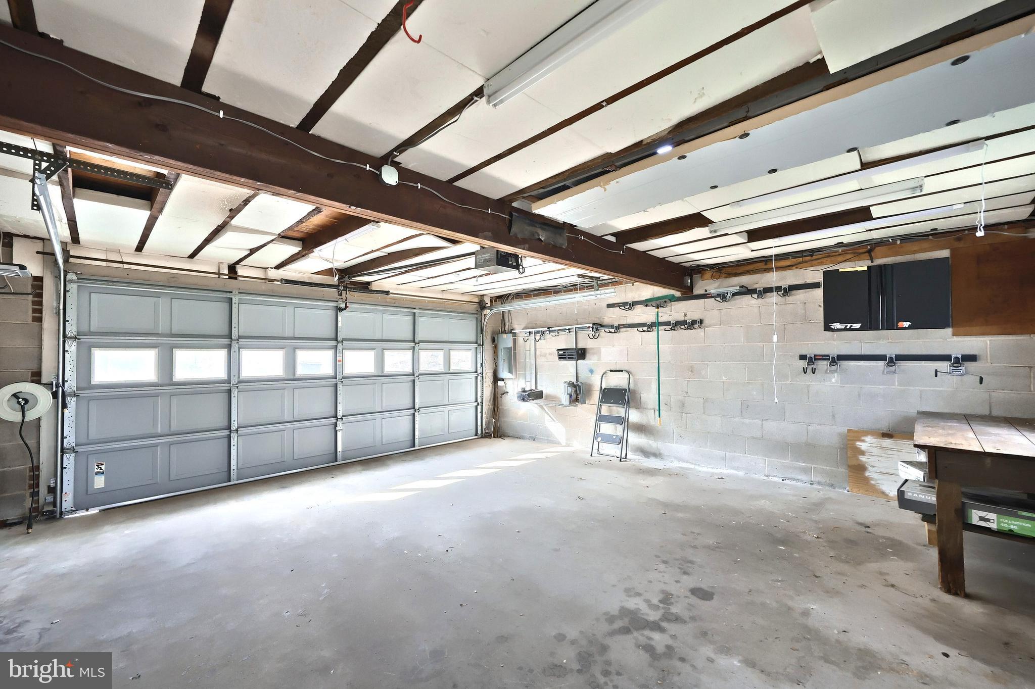 HILLCROFT - Residential