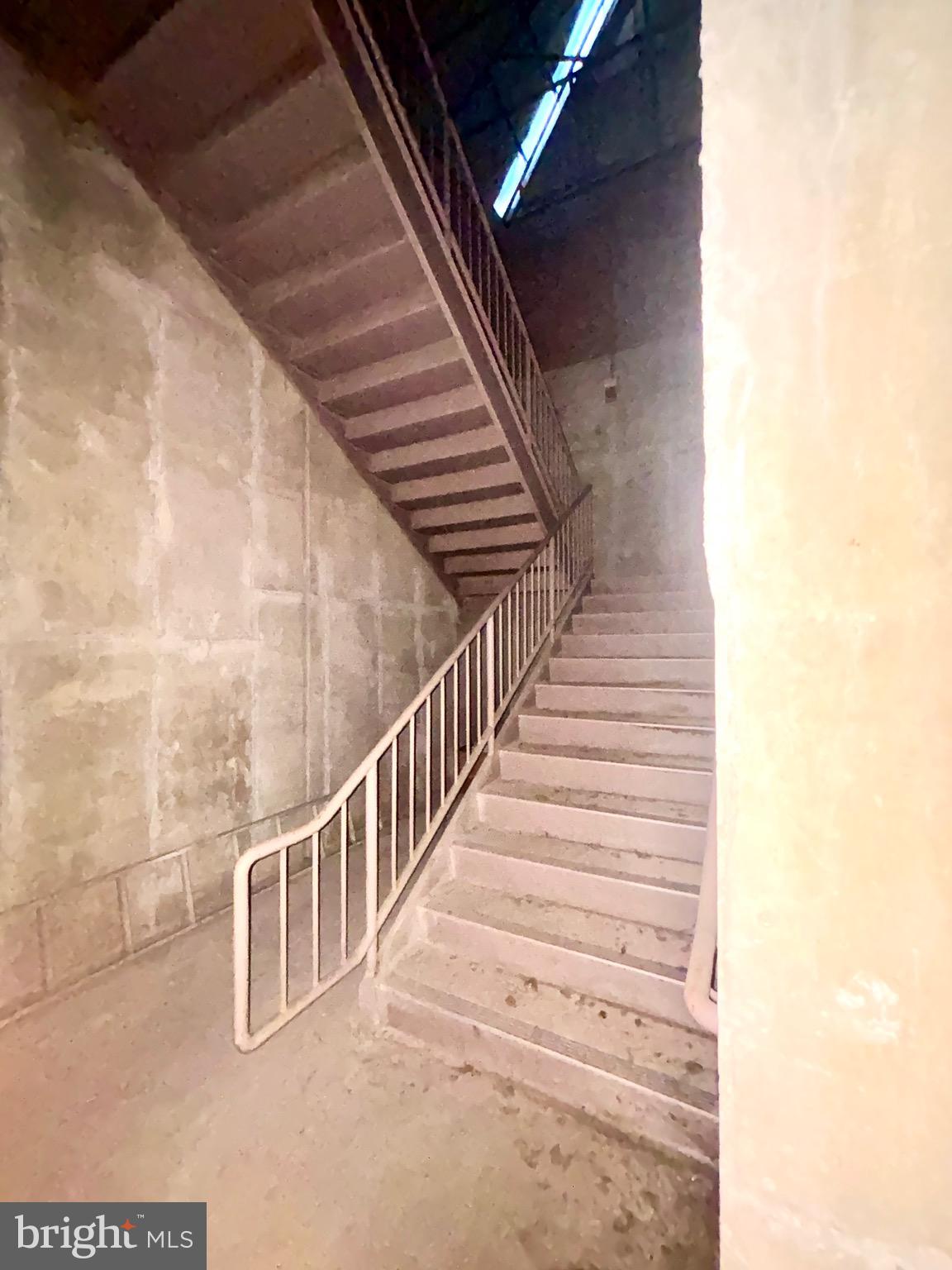 WEST END LANCASTER - Commercial Lease