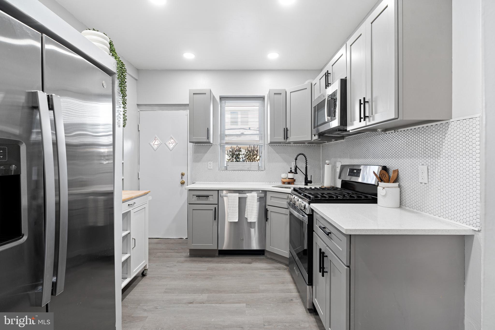 COBBS CREEK - Residential