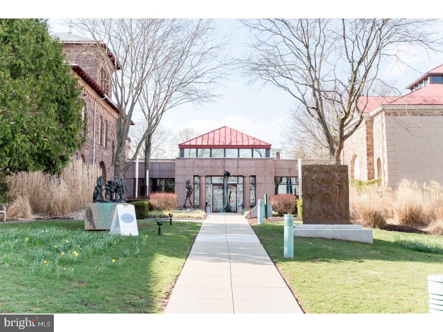 VALLEY HOUSE - Residential