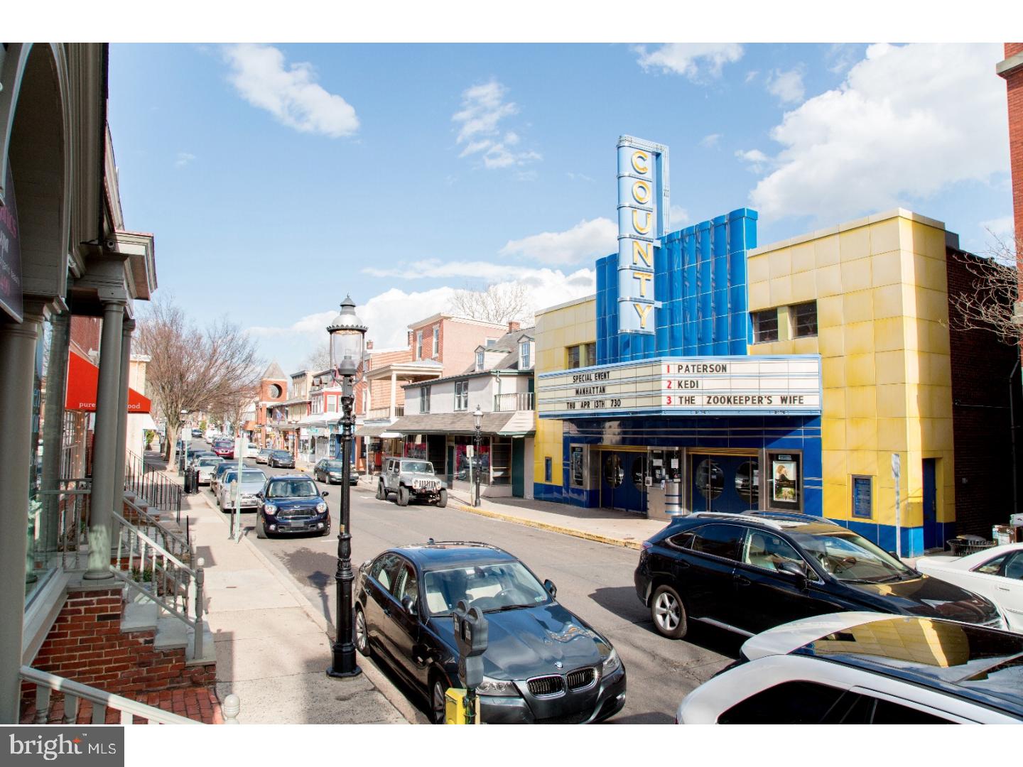 VALLEY HOUSE - Residential