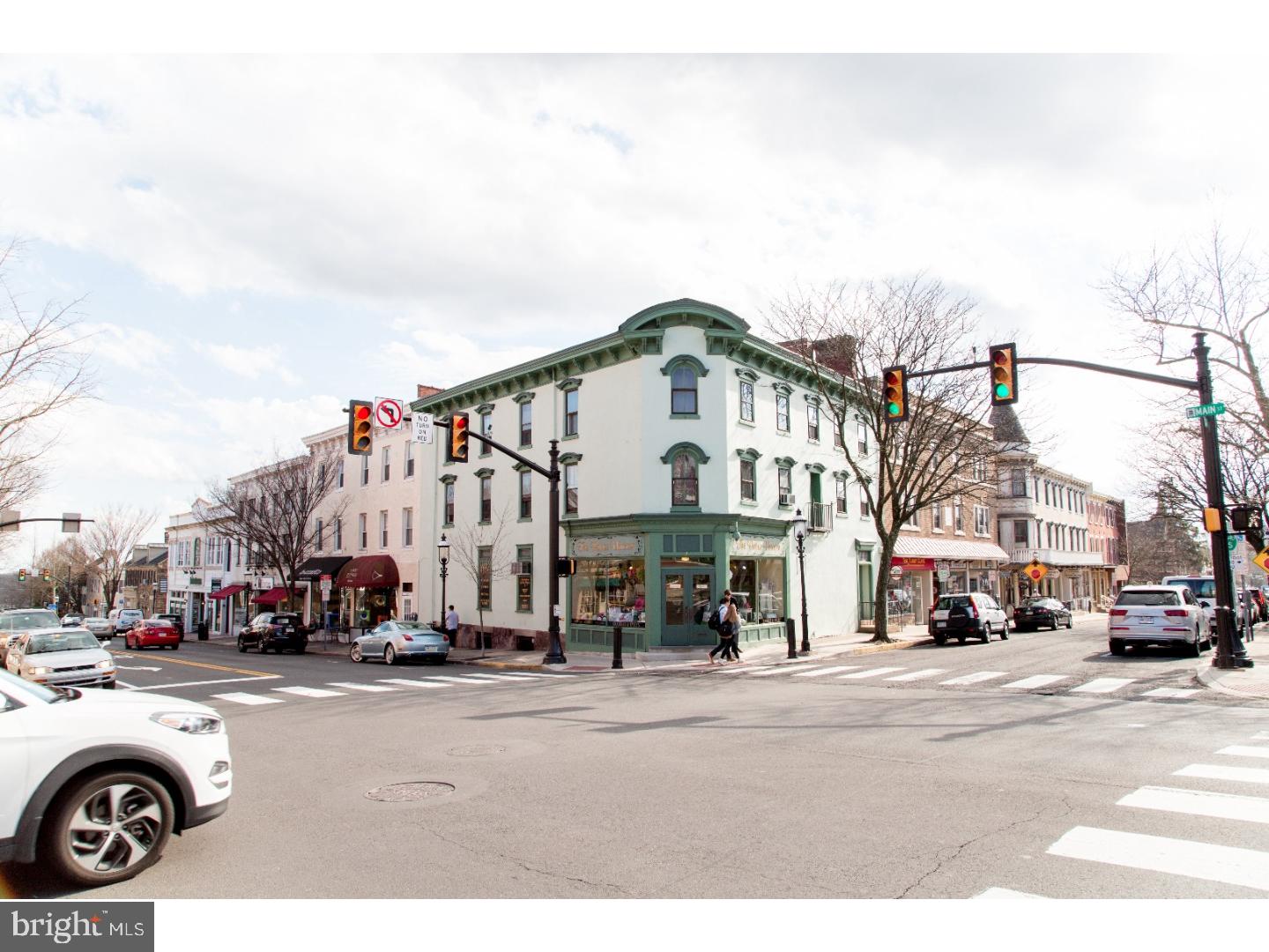 VALLEY HOUSE - Residential