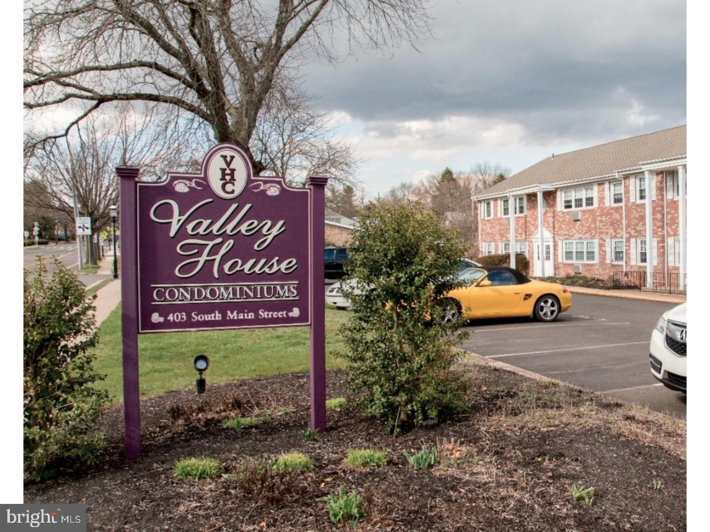 VALLEY HOUSE - Residential