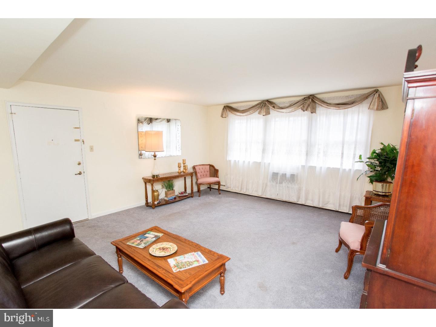 VALLEY HOUSE - Residential