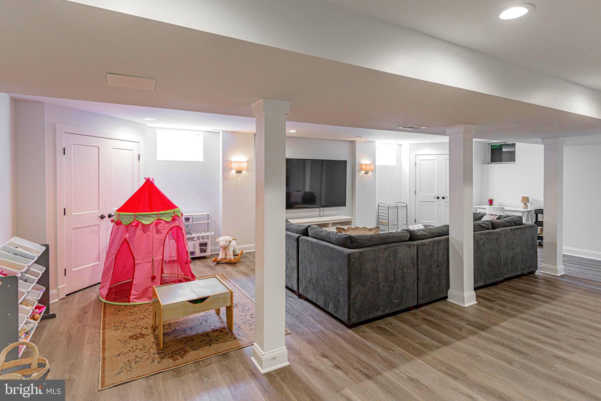 FREELAND - Residential