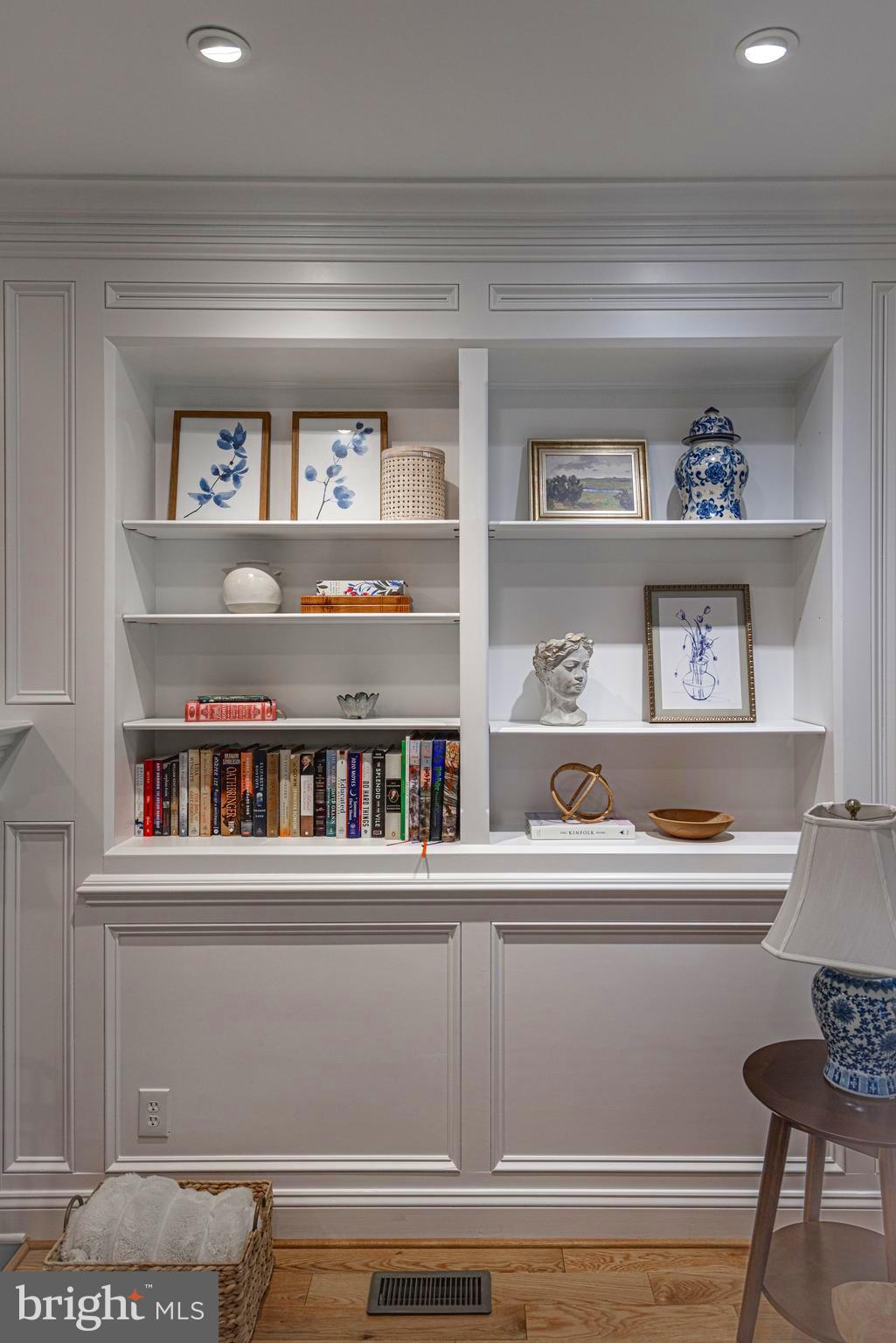 FREELAND - Residential