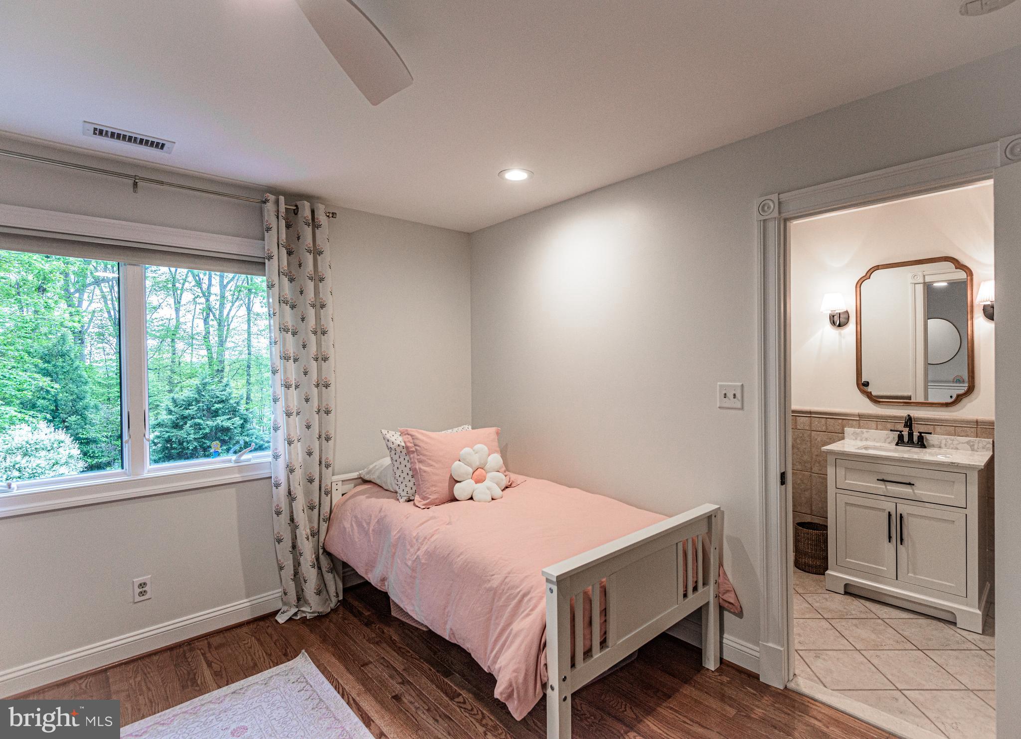 FREELAND - Residential