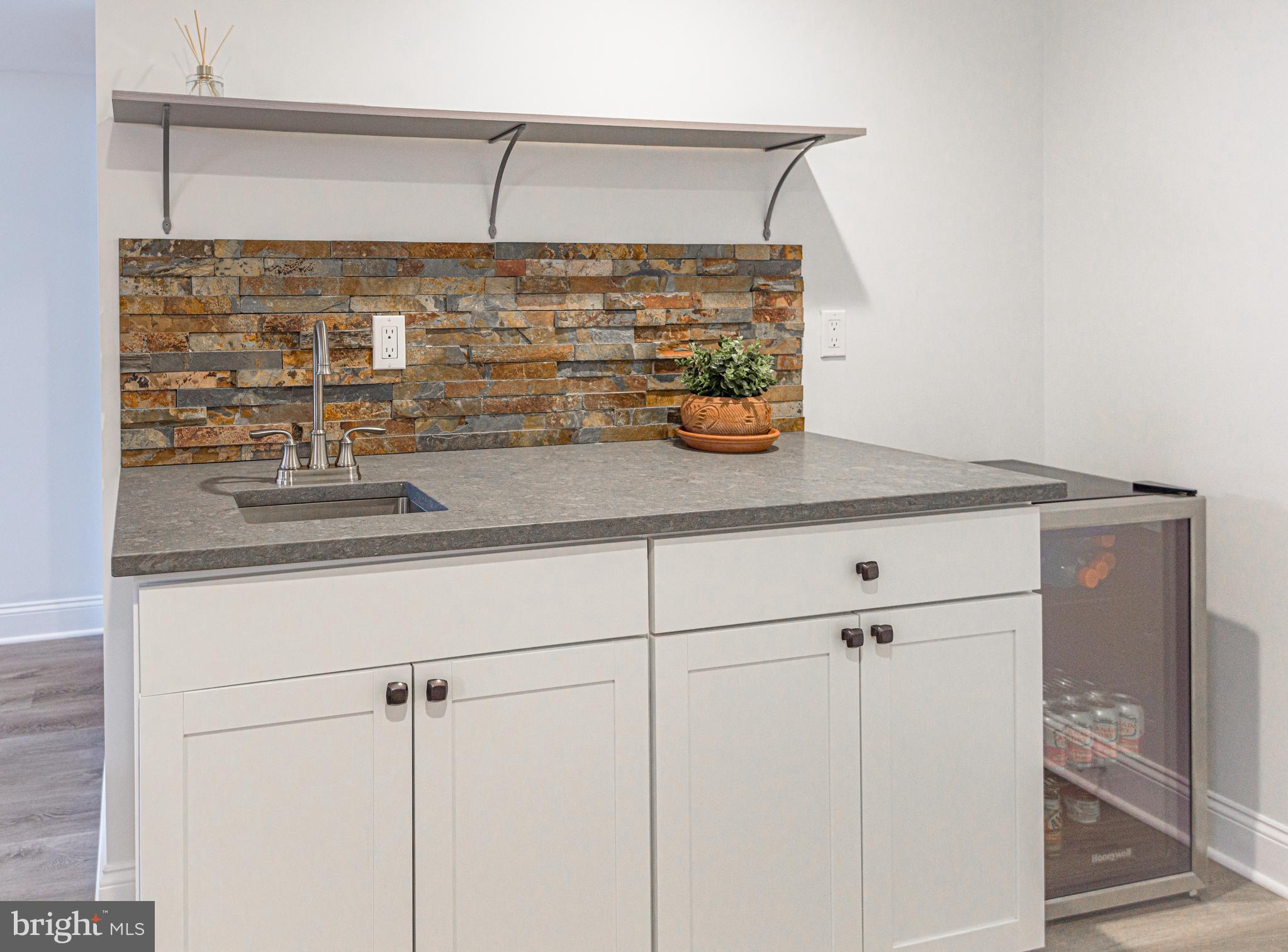 FREELAND - Residential