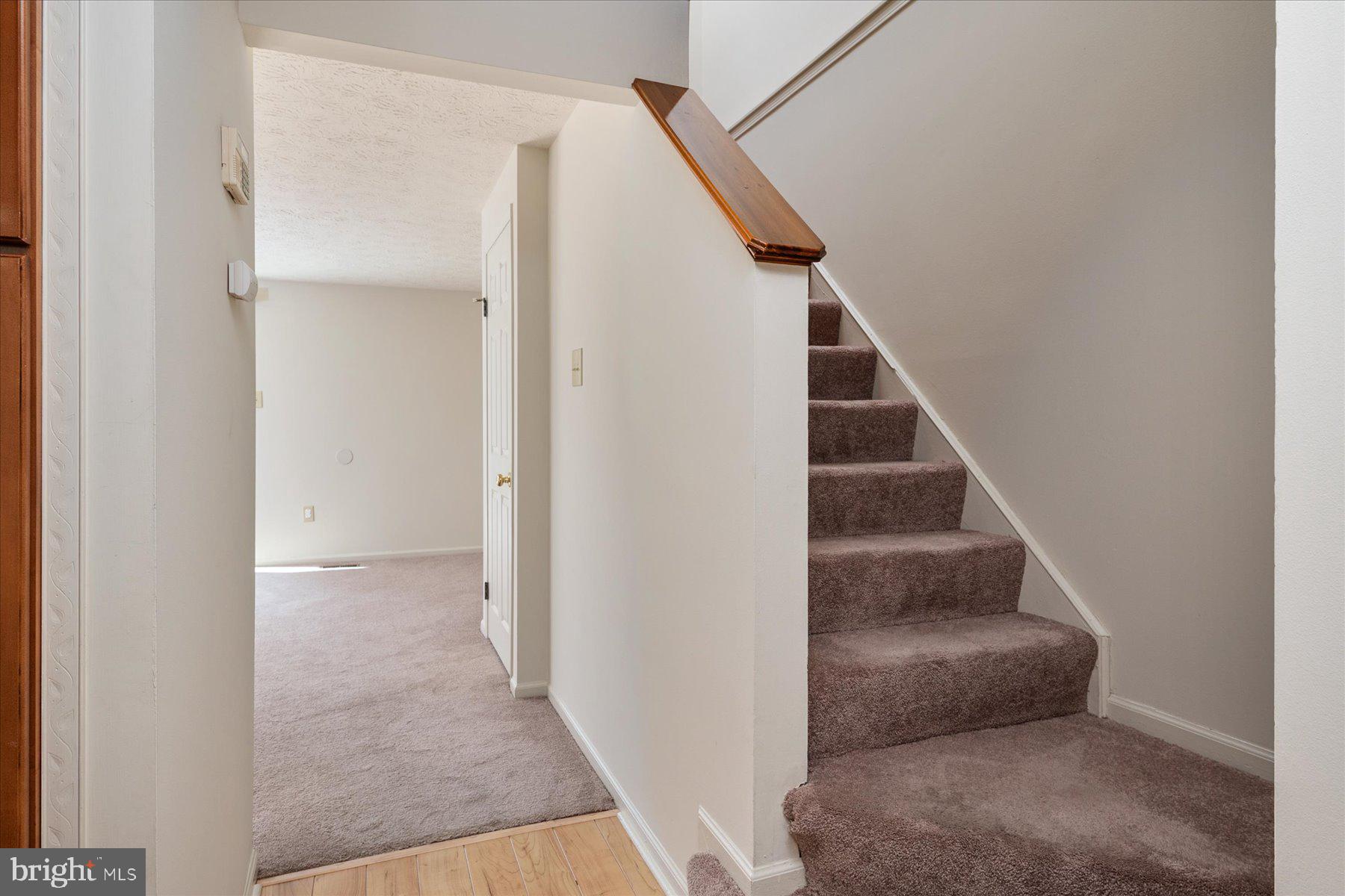 RIDGEVIEW ESTATES - Residential