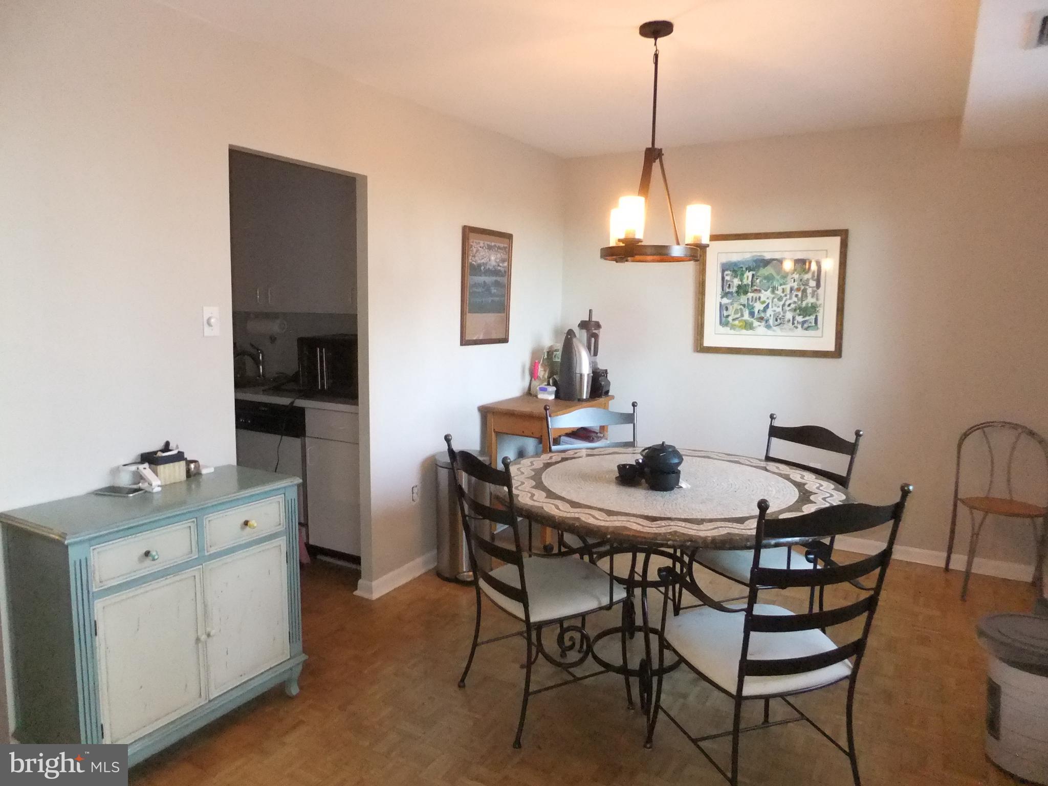 OAK HILL - Residential