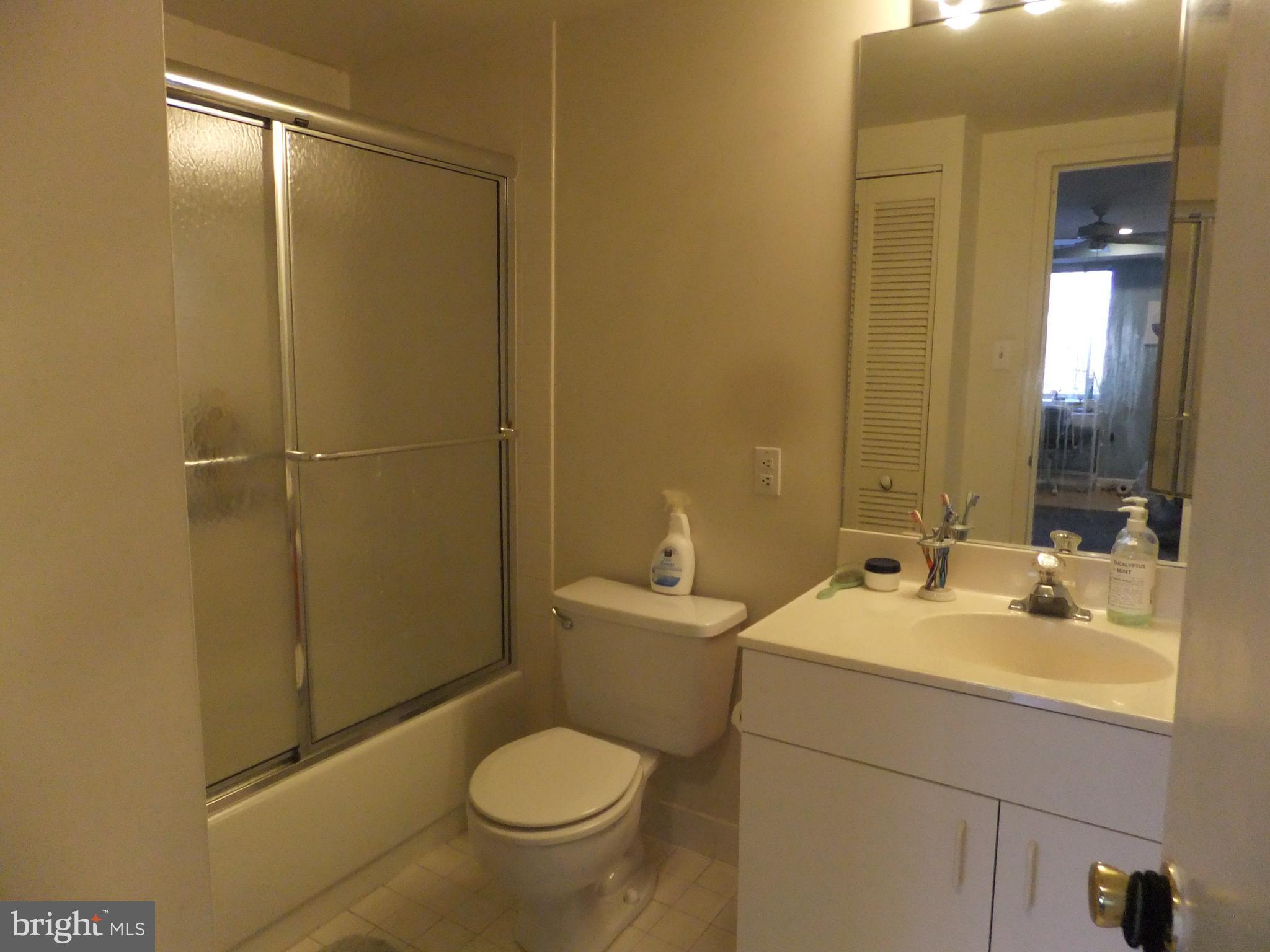 OAK HILL - Residential