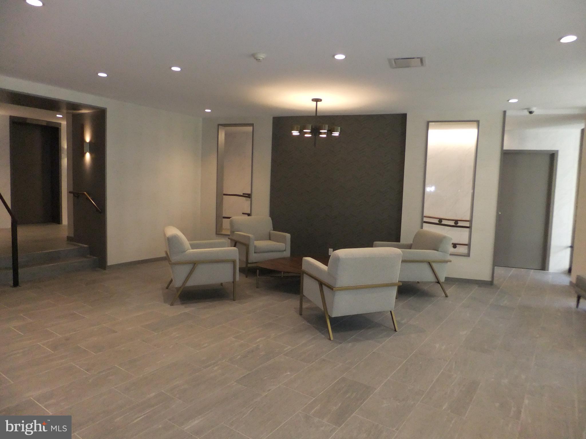 OAK HILL - Residential