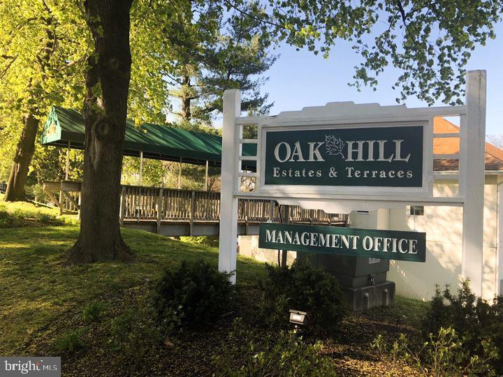 OAK HILL - Residential