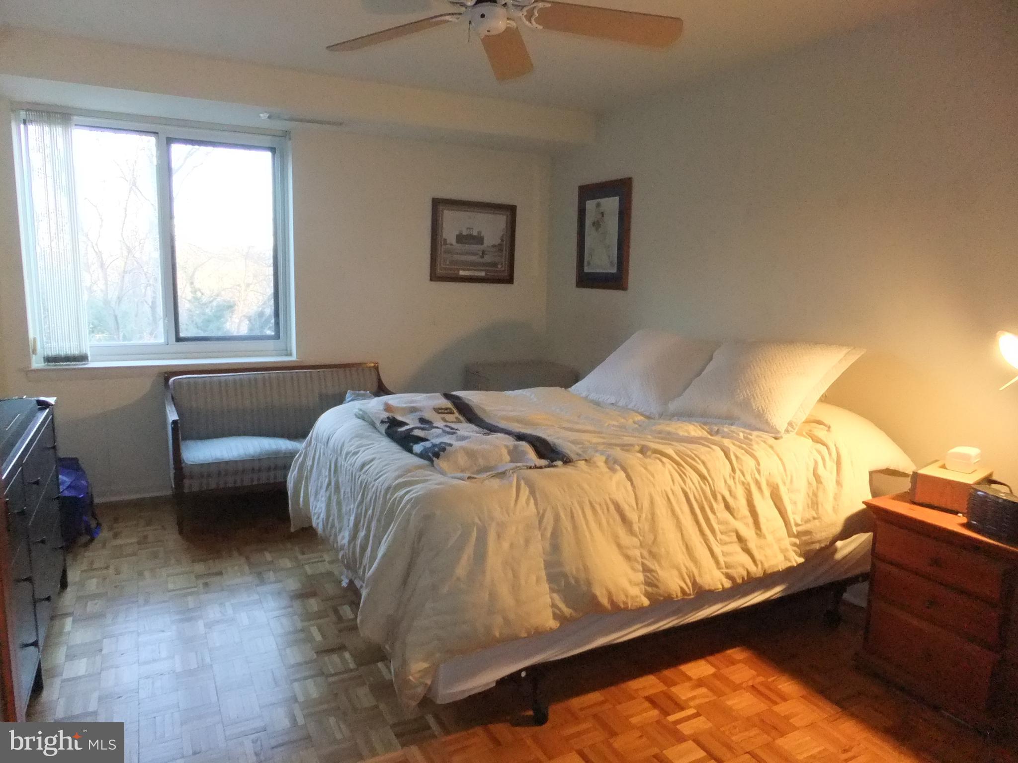 OAK HILL - Residential