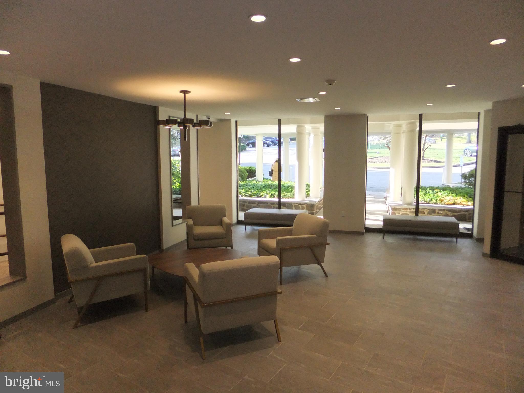 OAK HILL - Residential