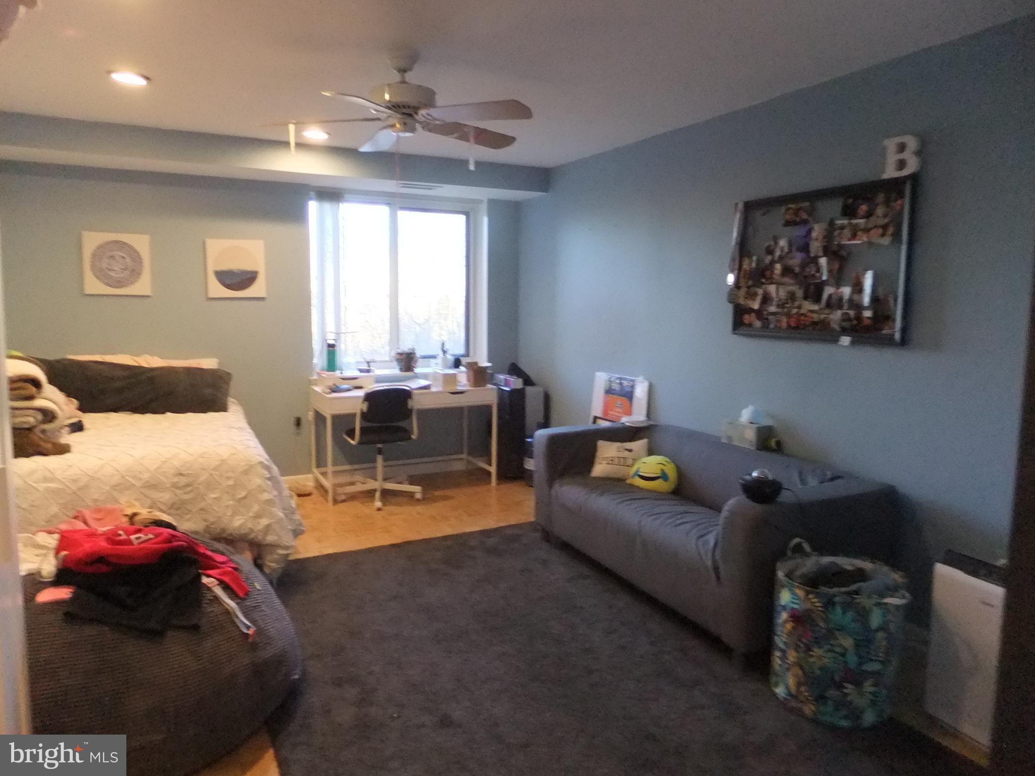 OAK HILL - Residential