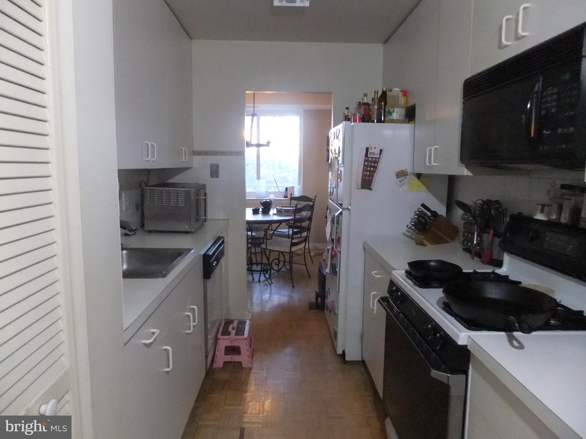 OAK HILL - Residential