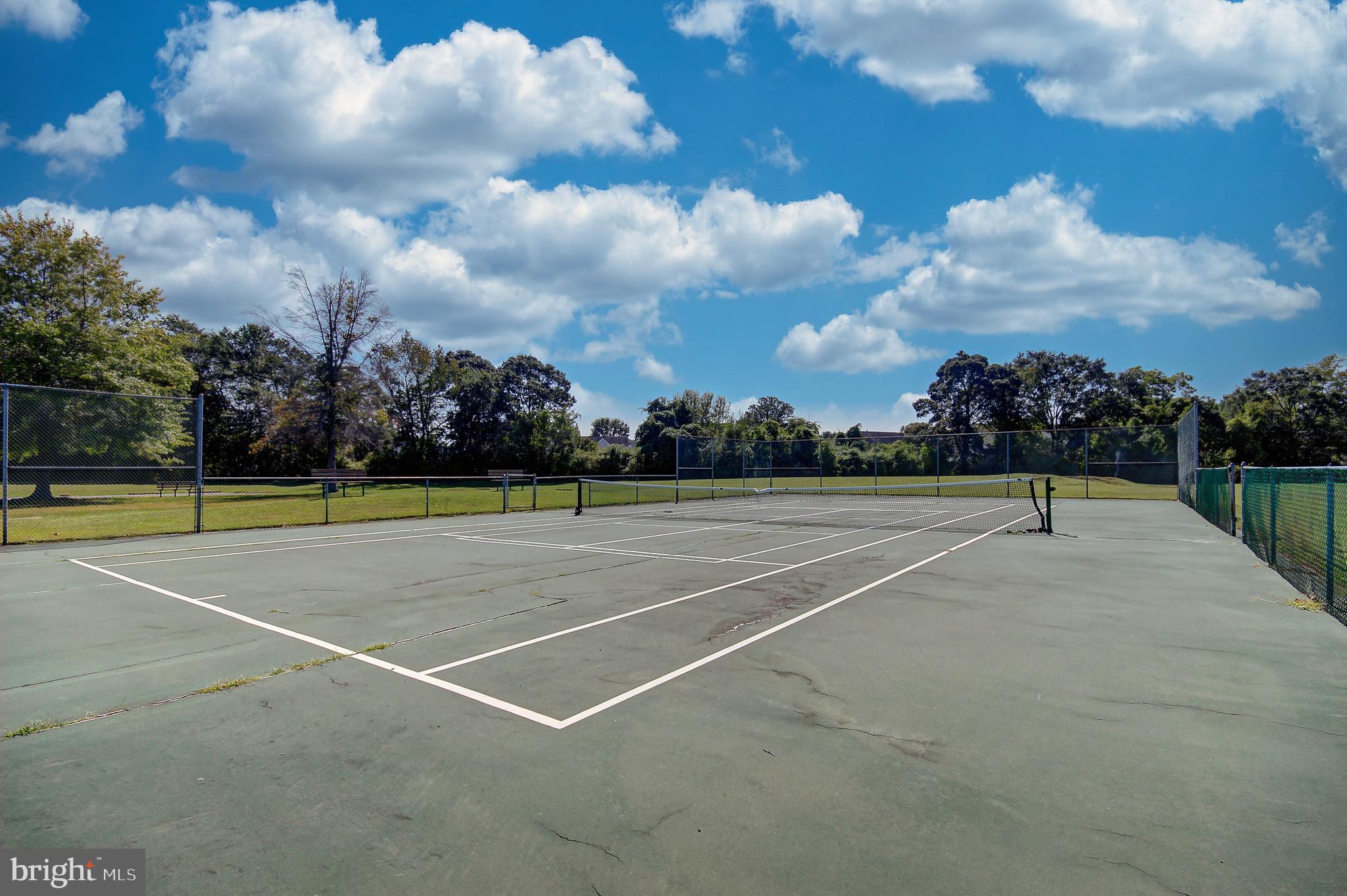 HARBOR POINTE - Residential