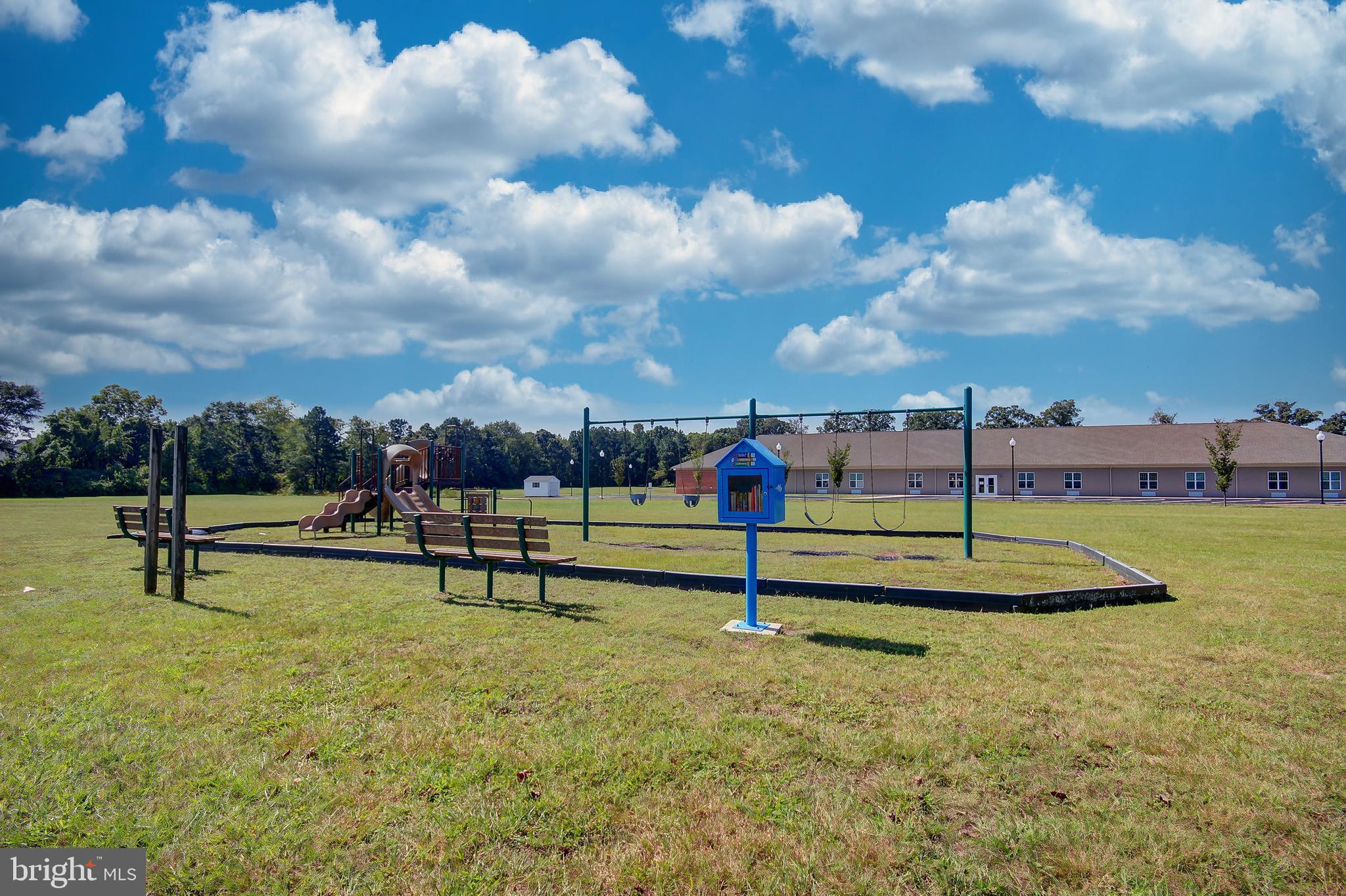 HARBOR POINTE - Residential