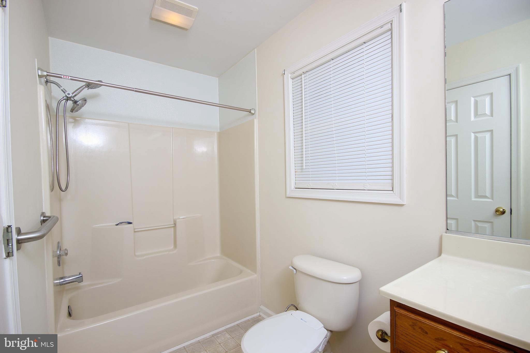 HARBOR POINTE - Residential