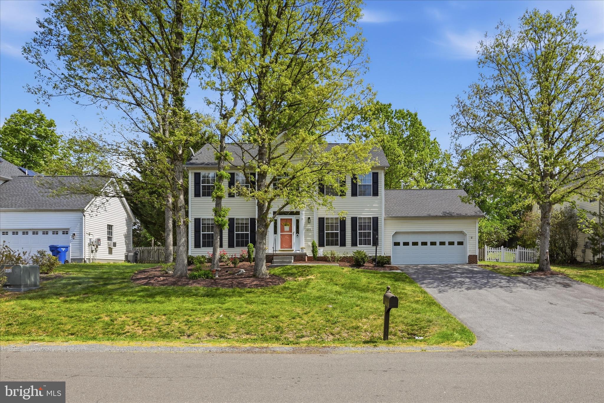 FREDERICKTOWNE ESTATES - Residential